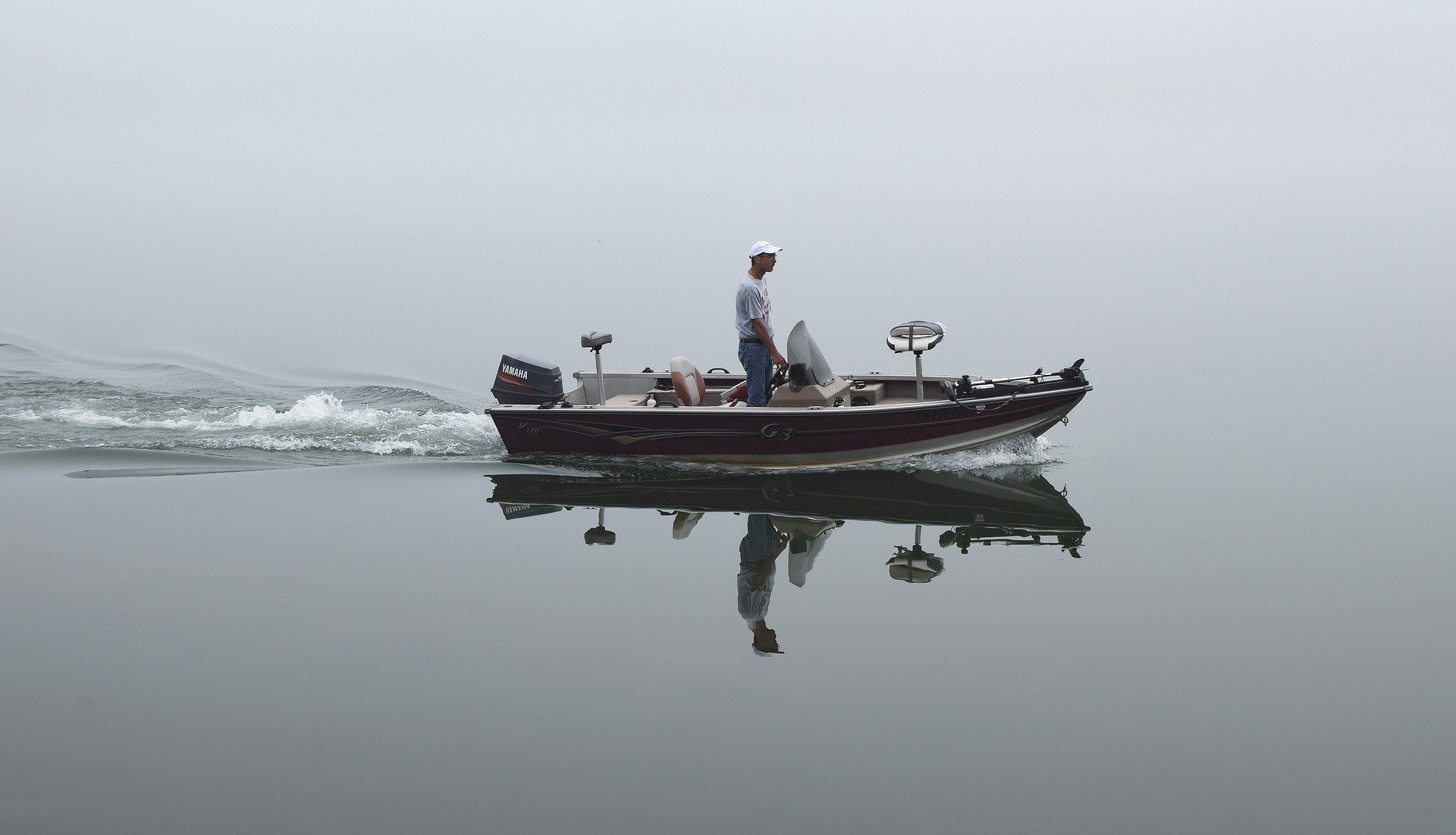 Read more about the article Remote Control Trolling Motor: A Comprehensive Guide